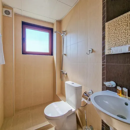 айляк клуб Hisarya