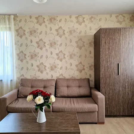 айляк клуб Hotel