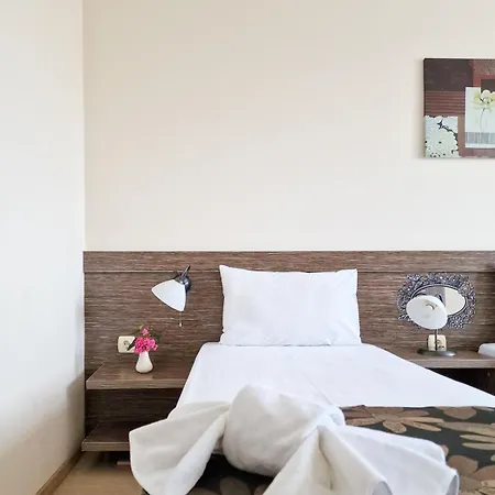 Hotel айляк клуб Hisarya