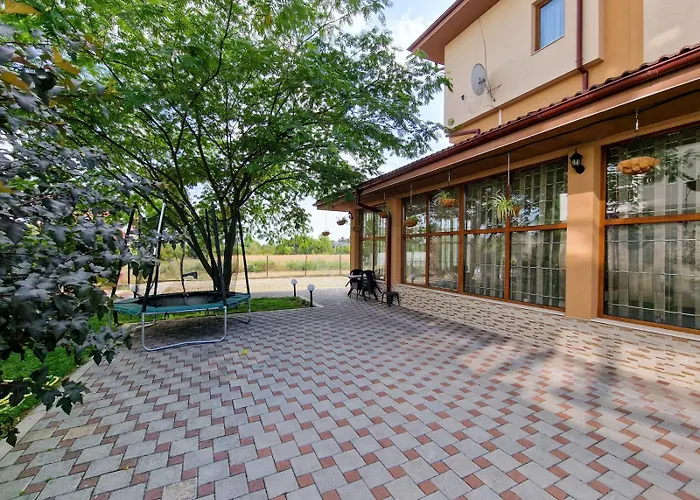 айляк клуб Hotel 2*