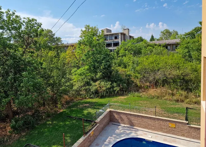 айляк клуб Hisarya