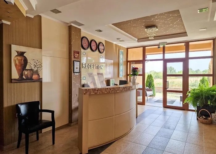 Hotel айляк клуб 2*