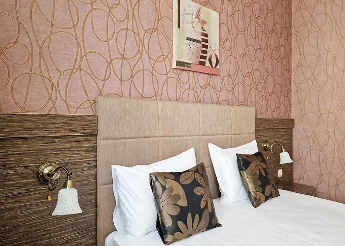 айляк клуб Hotel Hisarya