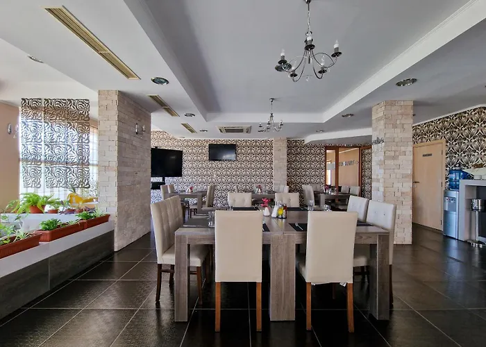 айляк клуб 2*