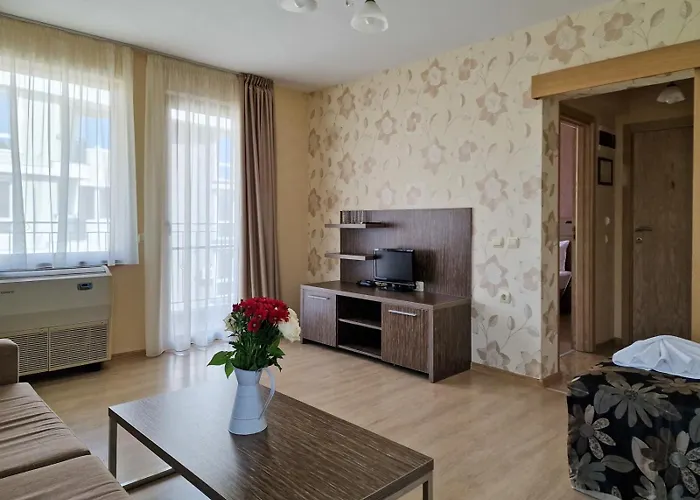 айляк клуб 2*